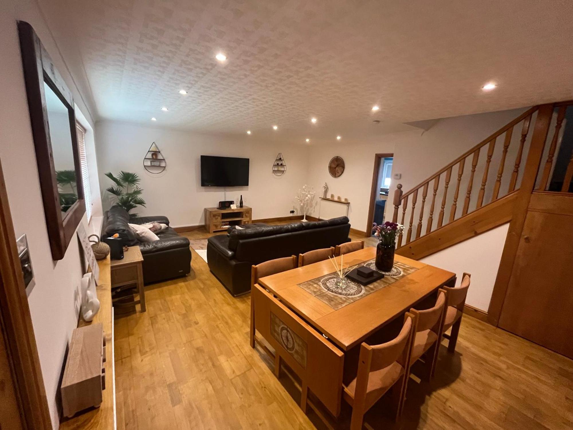 Wilford Charm Spacious 3Br Retreat In Nottingham Ngoại thất bức ảnh